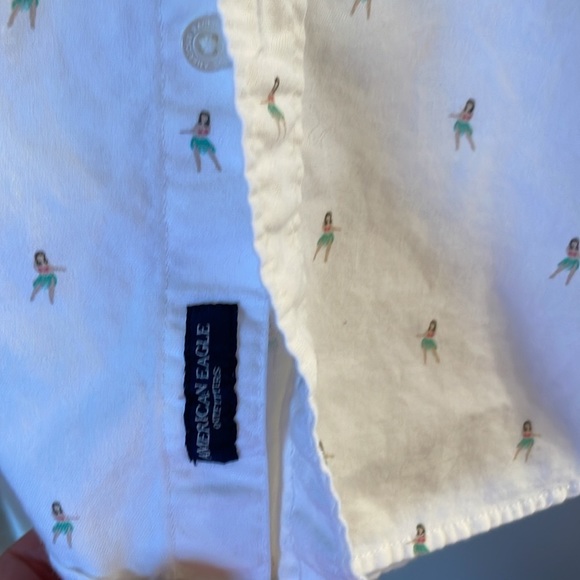 Hula girl American Eagle button down collared white long sleeve shirt medium - Picture 4 of 10